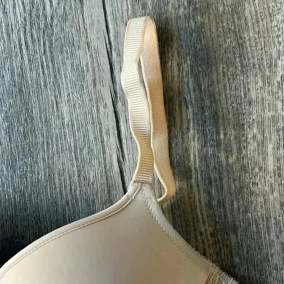 Wacoal Bra White Cream La Femme Contour Bra Size 34D Smooth Contour - Picture 4 of 9